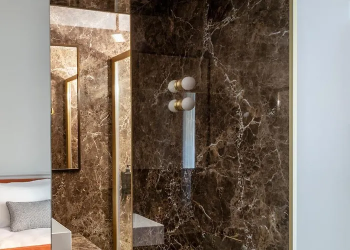 Golden House Vatican - Regolo Ρώμη